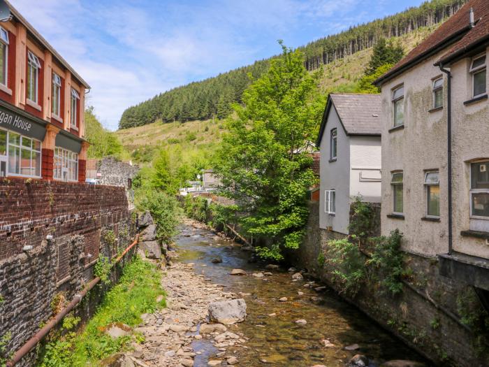 River Cottage, Cymmer