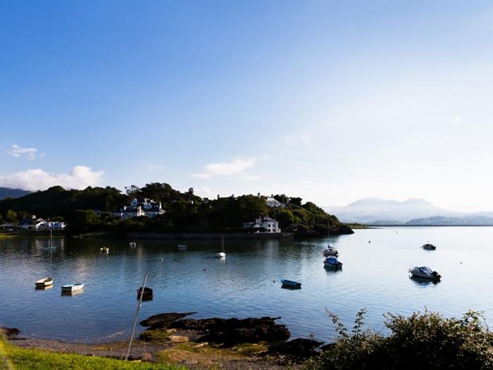 Bwthyn Y Mor, Borth Y Gest