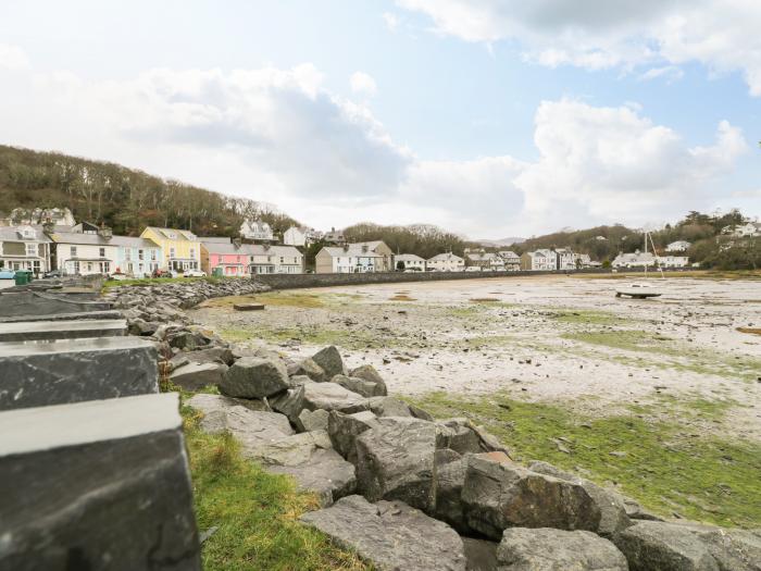 The Cottage On The Green, Porthmadog