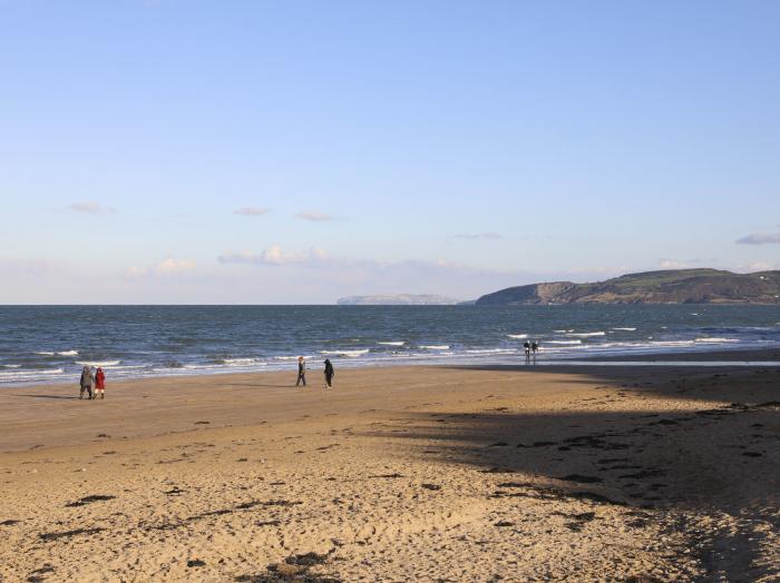 The Beach Pad, Benllech