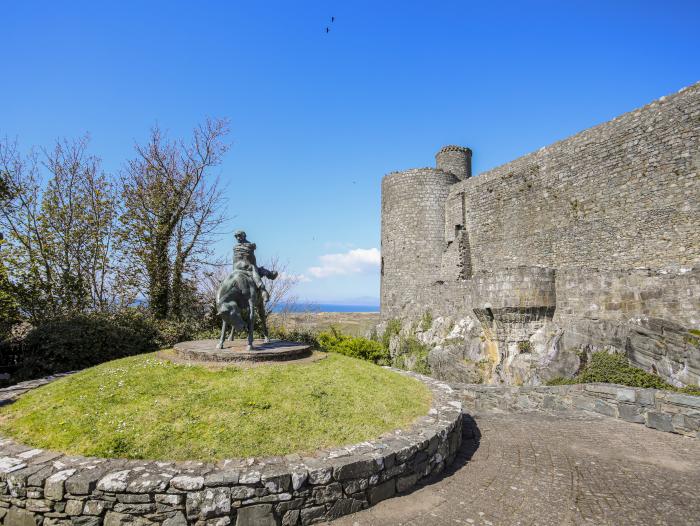 Bron Castell, Harlech