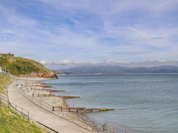 Cennin, Criccieth