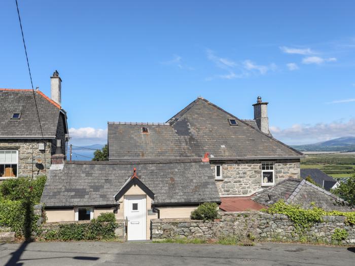 The Doll'S House, Harlech