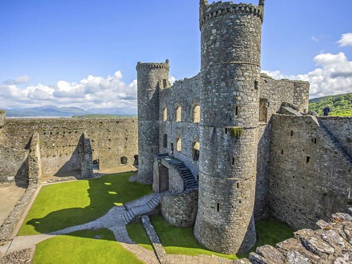 Harlech 1 - Branwen, Harlech