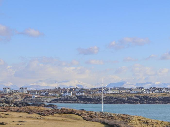 Isallt, Trearddur Bay