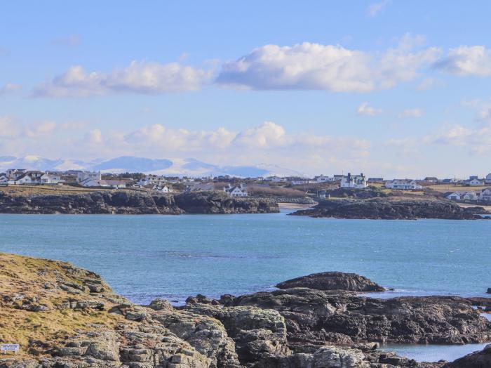 Isallt, Trearddur Bay