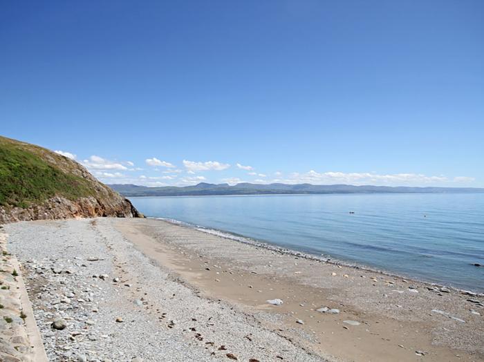 Mor Edrin, Benllech