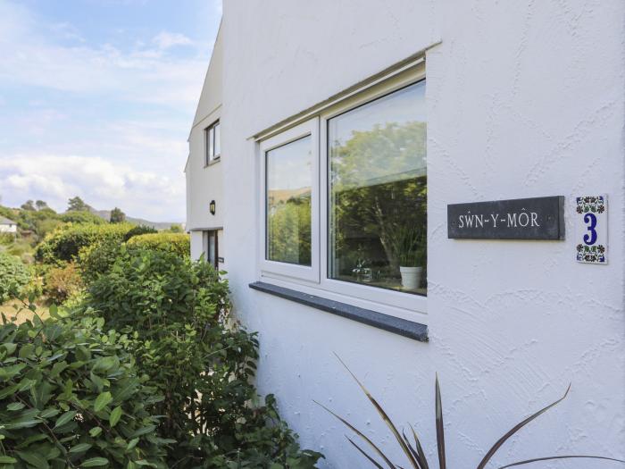 Swn y Mor (Sound of the Sea), Criccieth