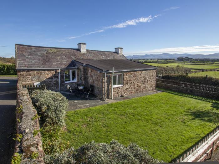 Tan Twr Farm Cottage, Dwyran