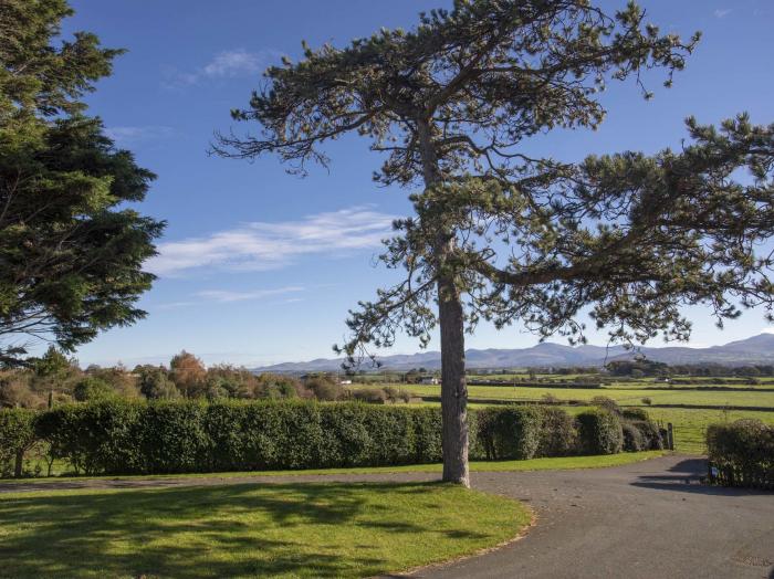 Tan Twr Farm Cottage, Dwyran