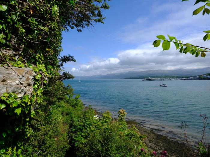 Tan Y Coed, Menai Bridge