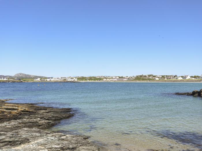 Tyn Towyn - Ty Glas Golau, Trearddur bay