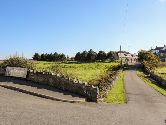 Tyn Towyn - Ty Oren, Trearddur bay