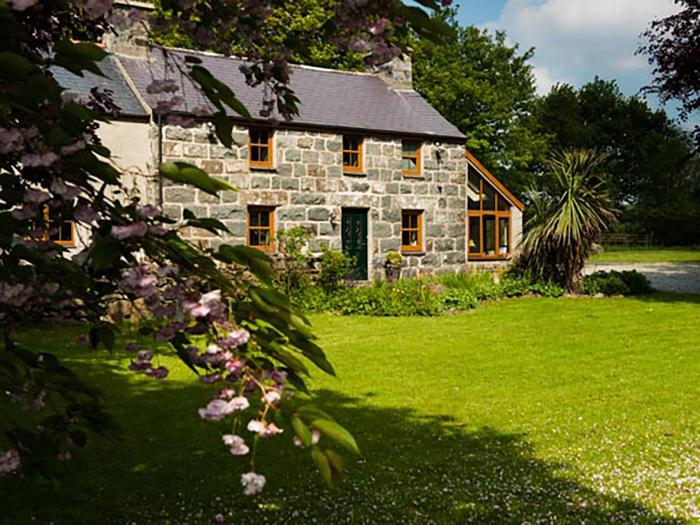 Tyddyn Morthwyl, Criccieth