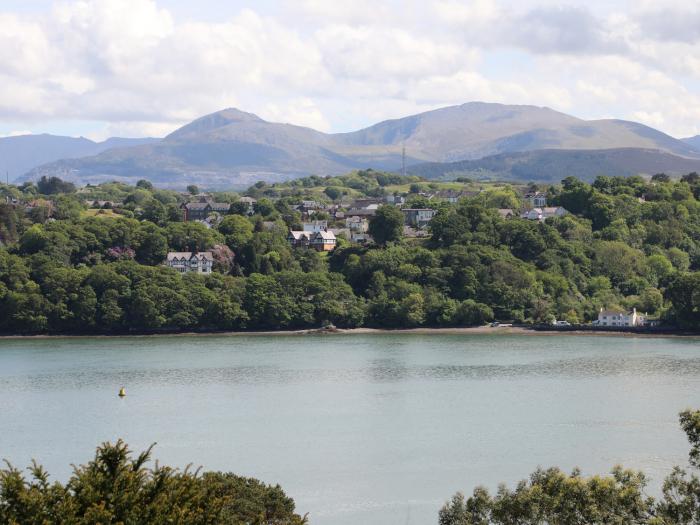 Brynteg Cottage, Menai Bridge