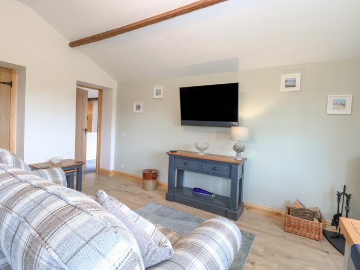 The Annexe, Grange Farm, Hainford, East Anglia. Open-plan. Ideal for couples and smart TV with Sky.