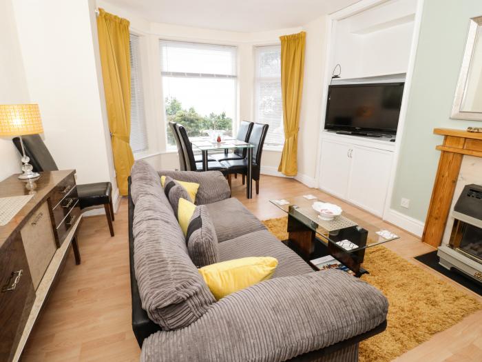 Llys Madoc, Basement Apartment, Penmaenmawr