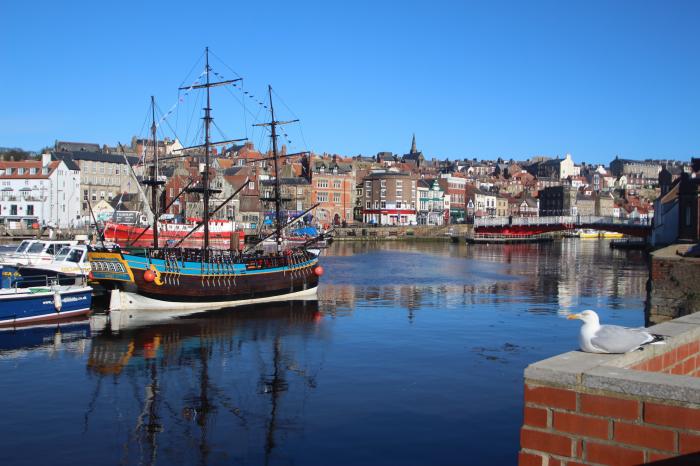 Little Gem, Whitby