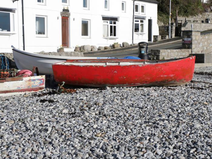 Bryn Goleu, Moelfre Anglesey