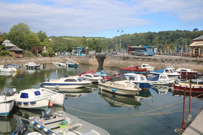 1 Bailey's Cottage in Stoke Fleming, Devon. Close to amenities and a beach. In the South Devon AONB.