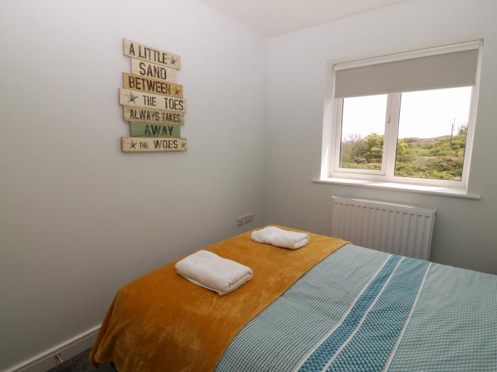 Beach Apartment 9, Trearddur Bay