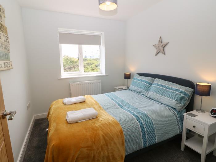 Beach Apartment 9, Trearddur Bay