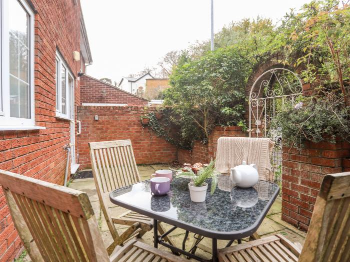 Sea View Cottage, Menai Bridge