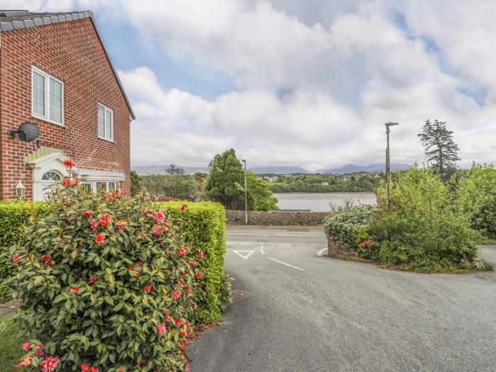 Sea View Cottage, Menai Bridge