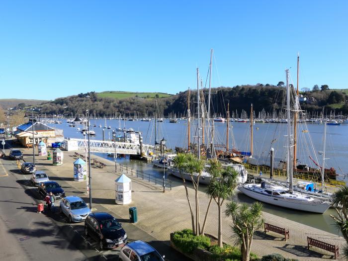 2 Embankment House, Dartmouth