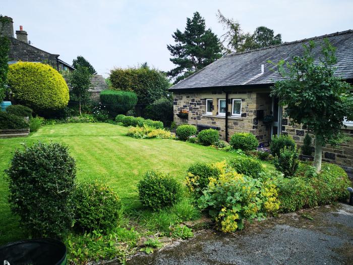 Lower Cross, Oakworth