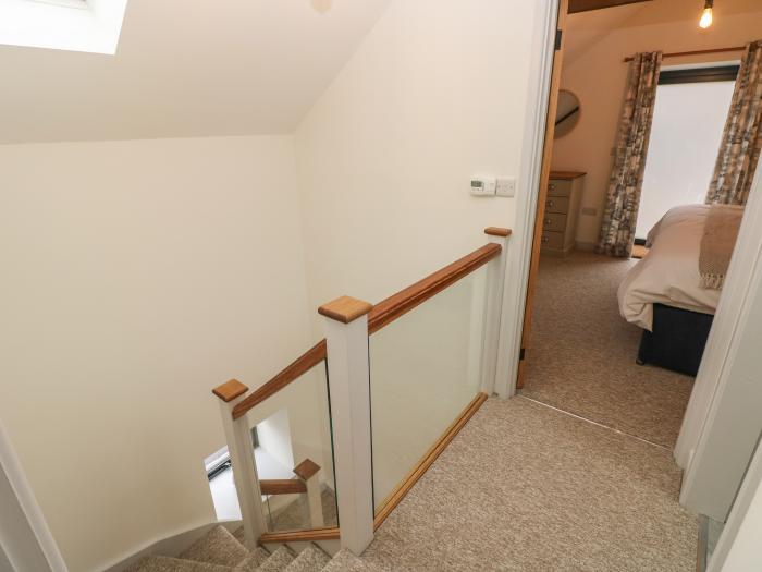 The Granary St Brides Major, Vale of Glamorgan, pet-friendly, garden with hot tub, off-road parking