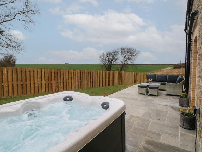 The Granary St Brides Major, Vale of Glamorgan, pet-friendly, garden with hot tub, off-road parking