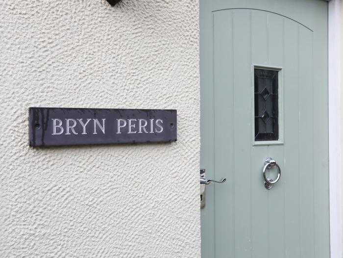 Bryn Peris, Moelfre