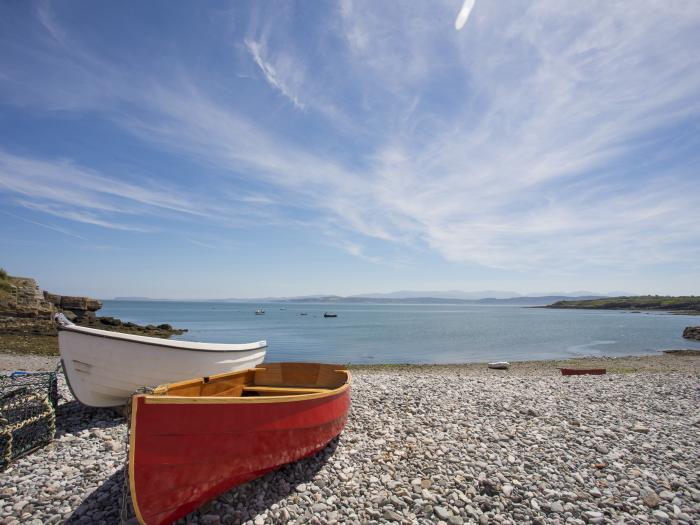 Bryn Peris, Moelfre