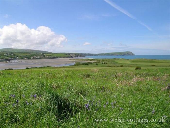 Stable Cottage, Newport, Pembrokeshire