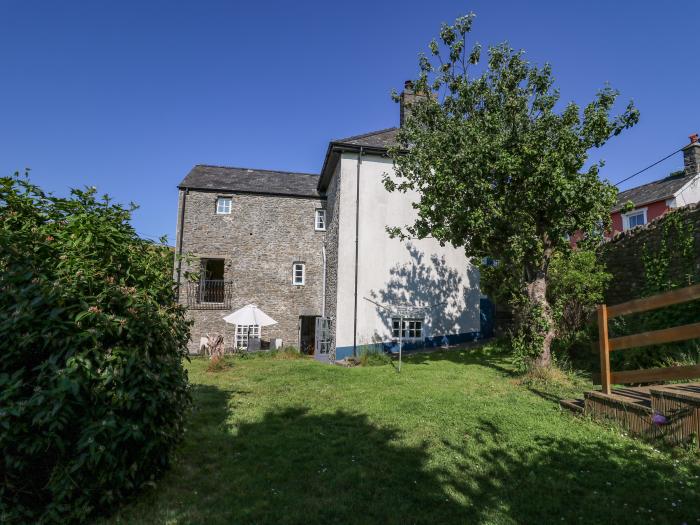 Dewi Villa, Aberaeron