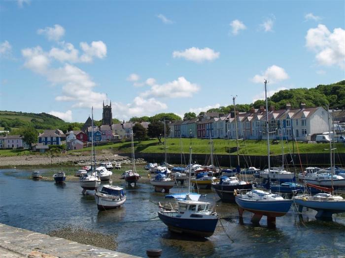 Dewi Villa, Aberaeron