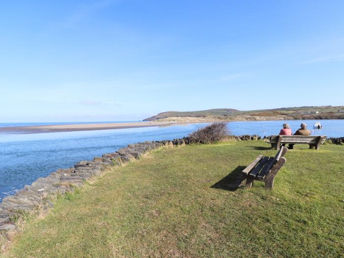 Ty Felin, Newport, Pembrokeshire