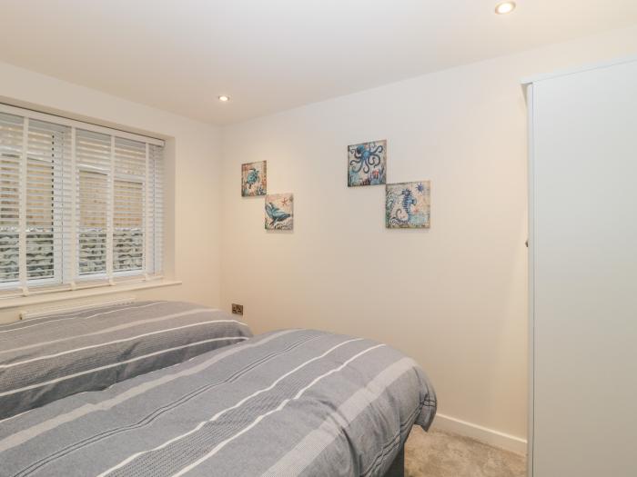 Flat 2, 38 Preston Road, Weymouth