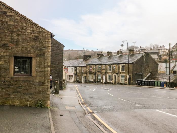 Overunder Cottage, Holmfirth