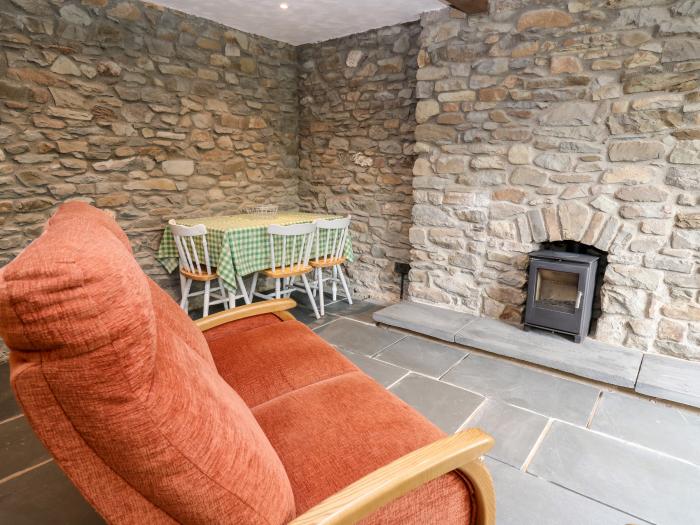 Fisherman's Cottage, Llandysul, Ceredigion. Two-bedroom cottage set rurally. Pet-friendly garden.