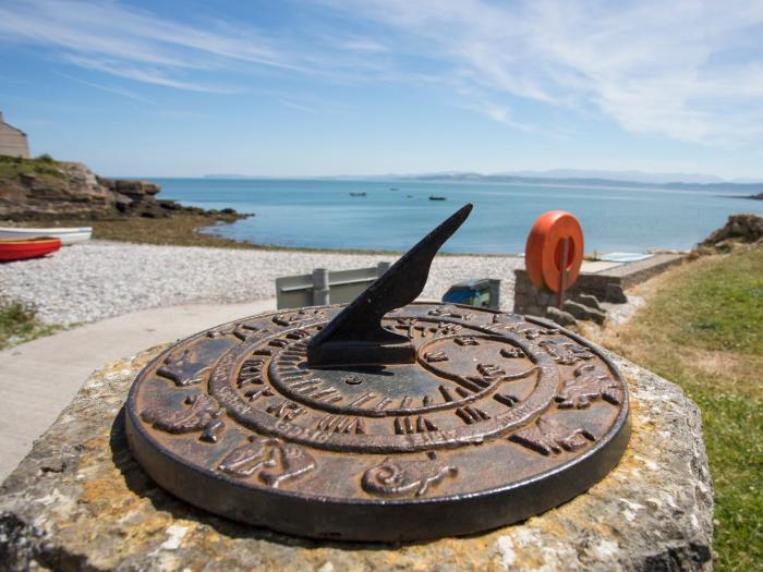 Halcyon, Benllech