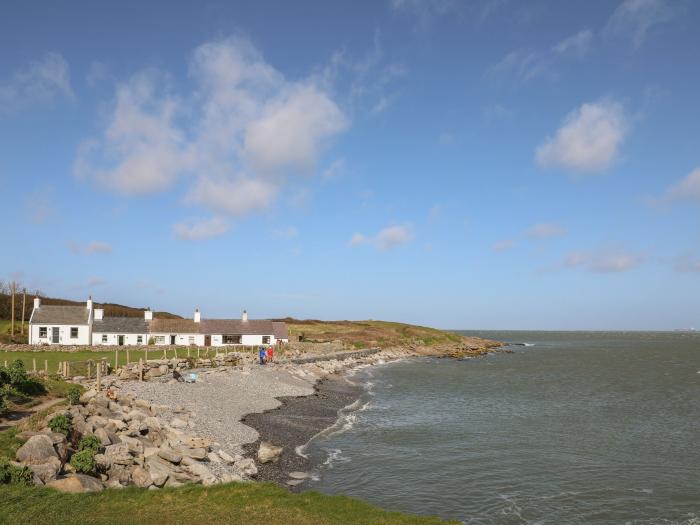 Halcyon, Benllech