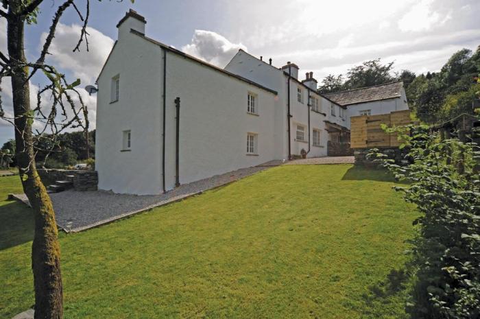 Great Hartbarrow Farm Cottage, Bowland Bridge, Cumbria