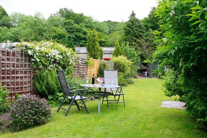 Stone Cottage At Staveley, Staveley, Cumbria