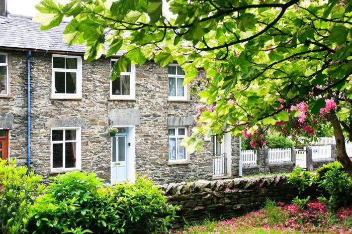 Stone Cottage At Staveley, Staveley, Cumbria