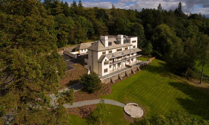 Muirhead At Applethwaite Hall, Windermere, Cumbria