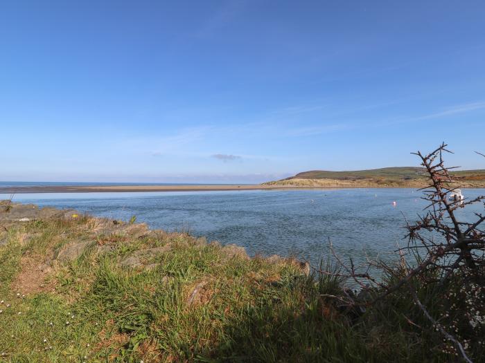 Awelfa, Newport, Pembrokeshire