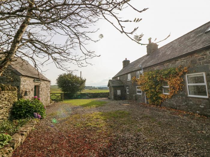 Cefn y Gadfa, in Pentrefoelas, Conwy. Near the Eryri National Park. Pretty countryside views. Rural.