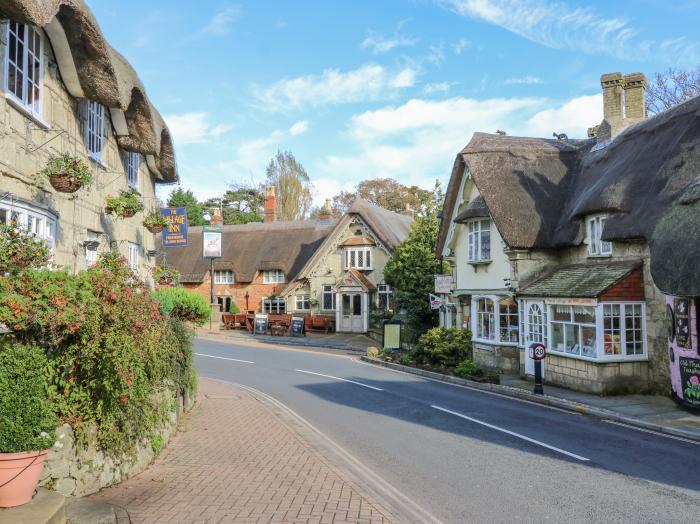 7 Hope Road rests in Shanklin, upon Isle of Wight. Three-bedroom home with sea glimpses. Near beach.